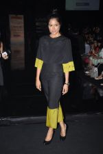 Sameera Reddy Shrivan Naresh show at Lakme Fashion Week Day 4 on 6th Aug 2012 (55).JPG